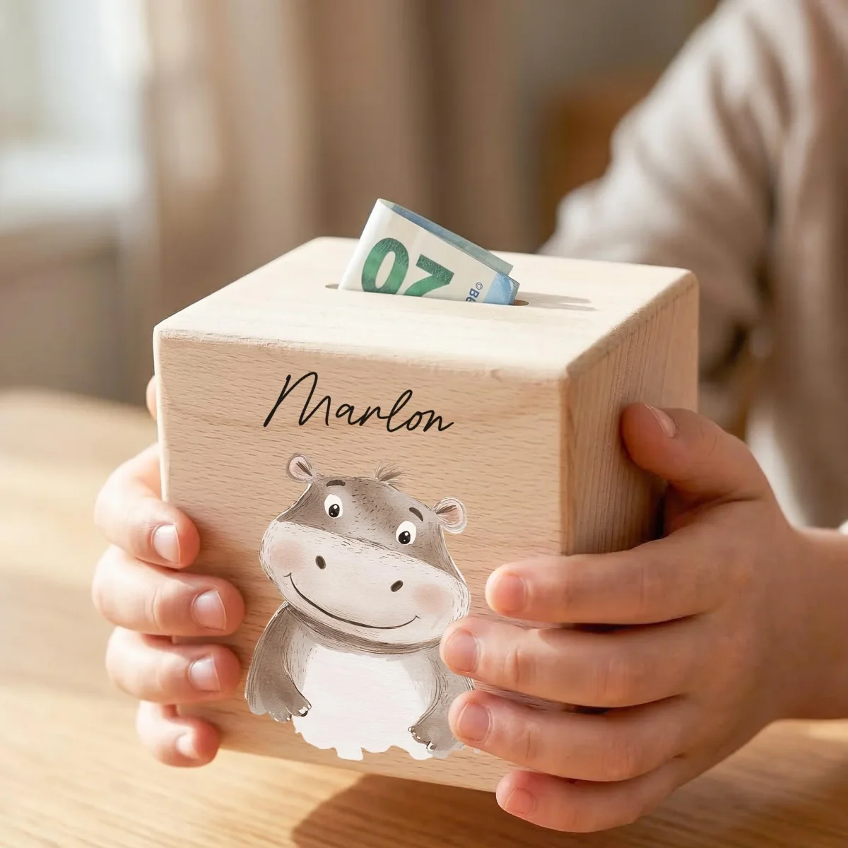 Spardose für Kinder Nilpferd personalisiert Safari Tiere Sparbox aus Holz Sparschwein mit Schlüssel Taufgeschenk für Jungen & Mädchen – Bild 3